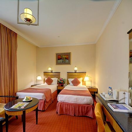 Rayan Hotel Corniche Sharjah Exterior foto